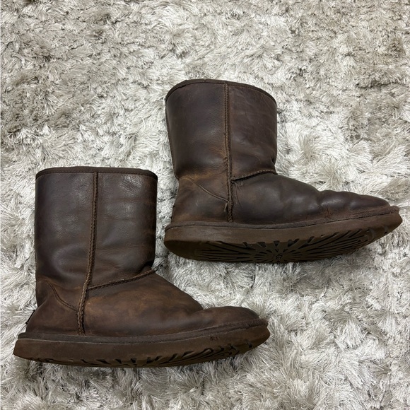 UGG Shoes - Leather UGG Brown Boots sz10
